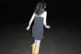 OMG | 像宋祖儿这样当一天海的女儿，出片率能高多少？图片