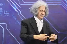 机器人内卷开始：摊煎饼做核酸，还能“打印”元宇宙图片