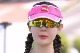 铁人三项女运动员回应服装争议，视频科普铁三文化图片