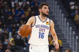 官宣：金州勇士正式签下后卫泰-杰罗姆图片