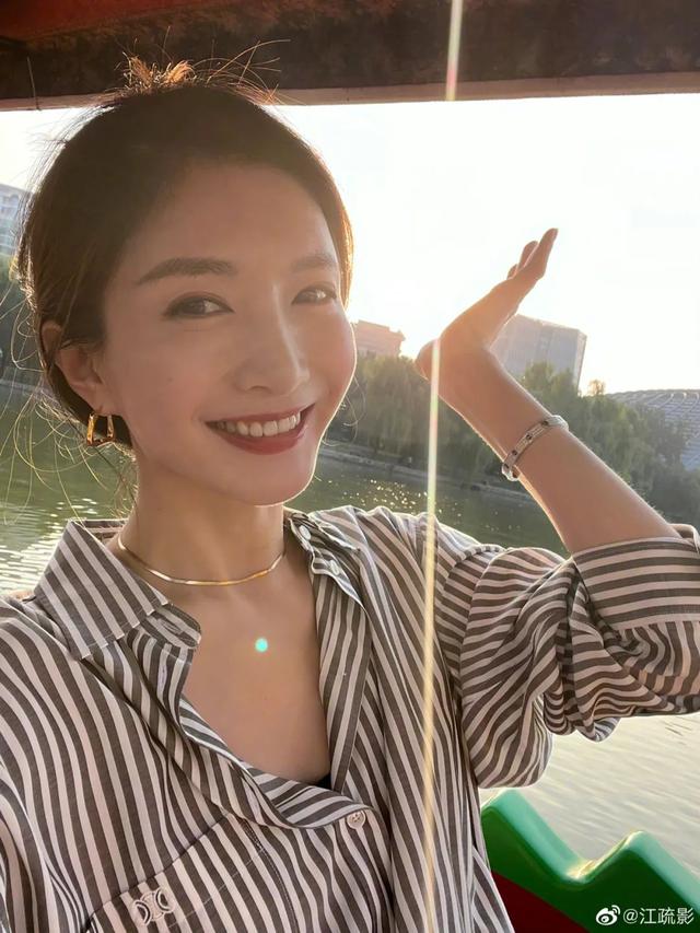 OMG��Ů�����ǵļ��ھŹ���¶Ӫ����