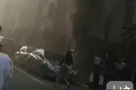 一家五口被困火场 江苏南通六名工友接力救援图片