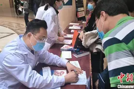 预防血栓要“动起来”专家提醒：年轻人也要当心图片