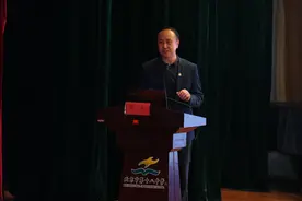 打破藩篱、建立连接，一名中学校长的教育集群梦图片