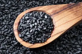 入冬后，必吃5种黑色食物！补肾特厉害，还能通便补气血图片