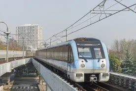 江苏，正在疯狂建地铁图片