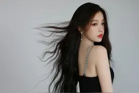 虞书欣：相信自己，才能让更多人喜欢你丨2022娱乐年度人物图片