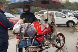 果然视频 | 情暖驿站，用11年温暖返乡的务工大军图片