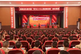 以赛促学，看看新兵们谁是“答题达人”？图片