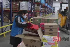 最快半日送达，快递不打烊，春节期间线上也能放心买买买图片