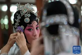 评剧《杜十娘》在全国地方戏演出中心演出图片