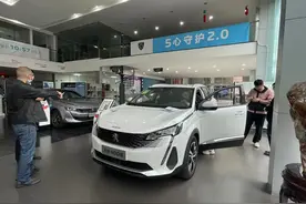 【特写】成都1亿元补贴抢车现场直击：消费者观望情绪蔓延，降幅不够的品牌面临客户流失图片