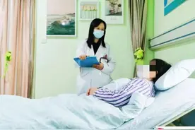 男孩走路时都能“秒睡”！原来患上这种病……图片