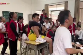 治愈！学生合唱一开口就是青春的模样图片