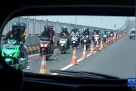 印度尼西亚：开斋节前出行潮图片