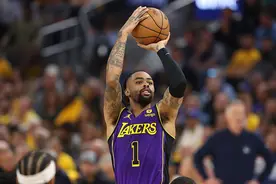 拉塞尔：勇士命中了大量的投篮 就是这么简单图片