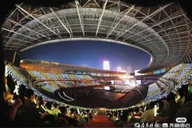 润哥探游|大咖云集！时隔三年，线下演唱会再次“点燃”泉城图片