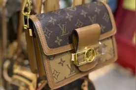 奢侈品改包水太深：花几千元真包变假包图片