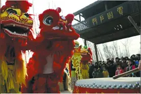 水泊梁山舞狮：梁山好汉十八般“兵器”齐上图片