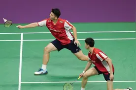 大逆转！男双组合挽救四个赛点，国羽3-2日本晋级苏杯决赛图片