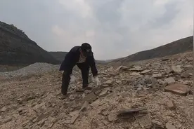 新华全媒+｜守护云南梅树村“时光隧道”的老人图片