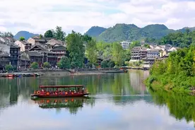循着沈从文笔下，国庆假期去这个一脚跨三省的宝藏地方吧～图片