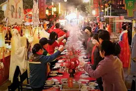 一顿暖心团年饭 致敬蓉城奋斗者图片