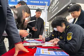 这个建材市场主动减免租金500多万元，降低商户经营成本图片