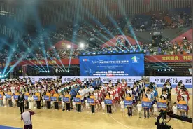 武陵酒杯2024海峡两岸大学生篮球赛在莆田开幕图片