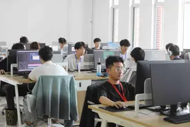 青岛职业技术学院致力于数字化新赛道，助力职业教育加速“焕新”图片