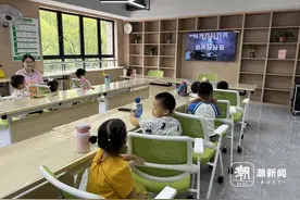 潮声丨 “搭伙”社区，传统家政突围图片