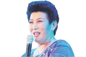 “草原上的夜莺”德德玛飞走了图片