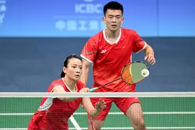 🥇“雅思”组合混合双打夺金！历史第一对卫冕组合！图片