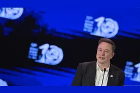 马斯克：太阳能驱动整个生态系统，潜力被严重低估视频封面