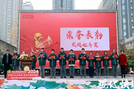 百日之期赴梦校之约！南京这所中学举行中考激励大会图片
