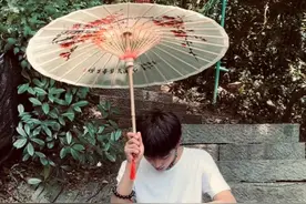 携带油纸伞在杭州不能乘坐地铁？杭州地铁：属易燃物品，有安全隐患图片