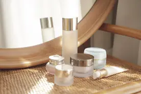 精华水比香奈儿的还贵？国货美妆“谷雨”定价过高引质疑图片