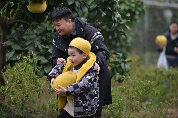 南岸：广福歌会山徒步登山赛 解锁农文体旅融合新体验