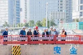 守牢安全红线！滨海湾深入项目一线开展安全生产检查图片