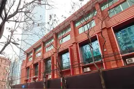 《繁花》中“宝总”的第一桶金，竟然和这家银行有关？图片