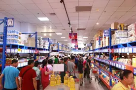 一座城一个月新开73家！火爆“俄货店”宣称利润率可达65%，店内有几成真货？图片