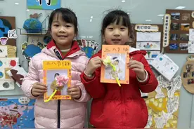 萌娃们用小小的双手，创造出了大大的温暖图片