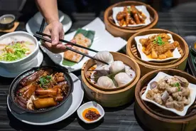 看腻了海底捞甩面，不如来广东早茶看摔跤？图片