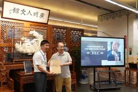 百箱可居室藏书及文献入藏广图，学人共缅王贵忱先生逝世一周年图片