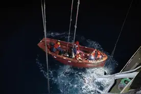 广州海上搜救中心半小时急救一落水人员图片