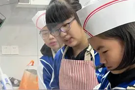 厨艺是“必修”，湖南这所中学课堂“真香”图片