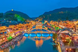 凤凰旅拍：文旅融合发展的新引擎图片