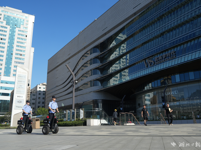 这些“网红打卡地”比天气还热！他们让游客玩得更安心
