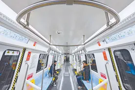 地铁13号线迎升级新“座驾”图片