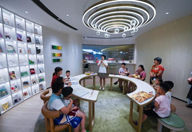 杭州民生银行信用卡中心工资待遇，杭州鼓励生育政策 配图01